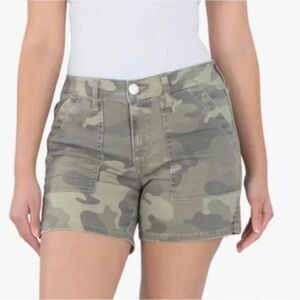 Seven7 Camo Utility Shorts – Size 8 – Soft Stretch Twill with Patch Pockets